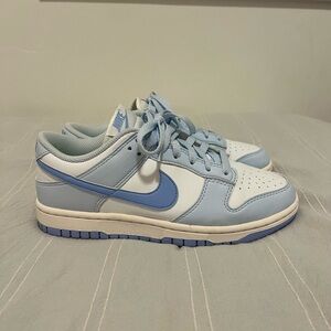 Nike dunk low next nature “blue tint” women’s 6.5
